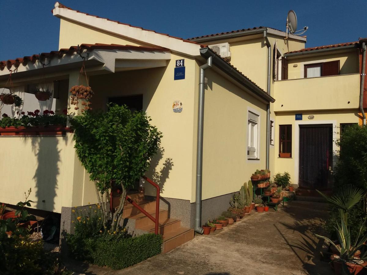 Apartman Luka Fažana Zewnętrze zdjęcie