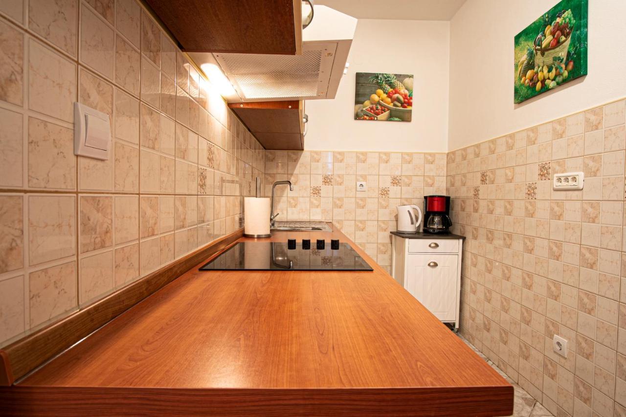 Apartman Luka Fažana Zewnętrze zdjęcie